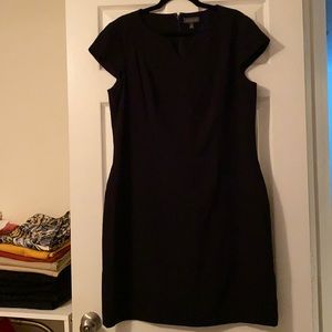 Black “the limited” dress